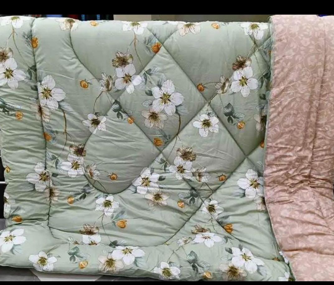 Binded Duvet 1 pc Duvet 1 pc Bed Sheet 2 pcs Pillow Cases size 6*7 TC