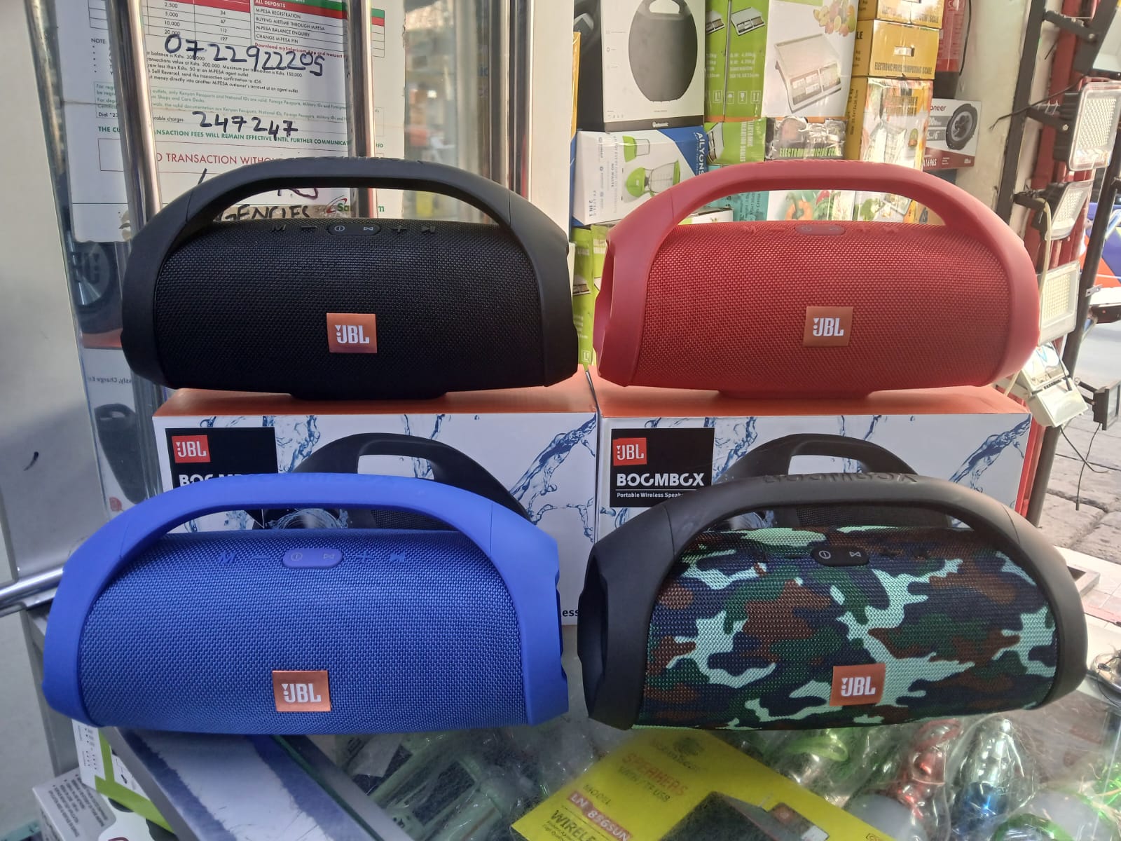 🎀Jbl Charge 5 Original Portable Waterproof Bluetooth Speaker🎇Wireless Bluetooth Audio Streaming
Pair up to Two Mobile Devices at Once
Dual Passive Bass Radiators
Rechargeable Lithium-Polymer Battery