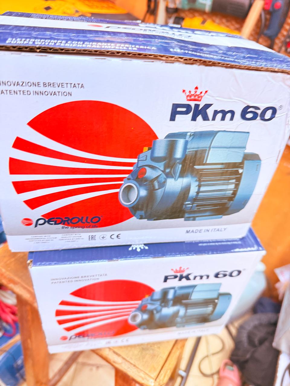 SHOP WITH US🎉Pedrollo Electric Booster Water Pump 0.5h, Pkm 60, 32m Head, 6m🔥water pump 0.5Hp is a peripheral pump with a voltage of 220V-240V-50Hz,pipe diameter:1"*1",max suction:and length cable.