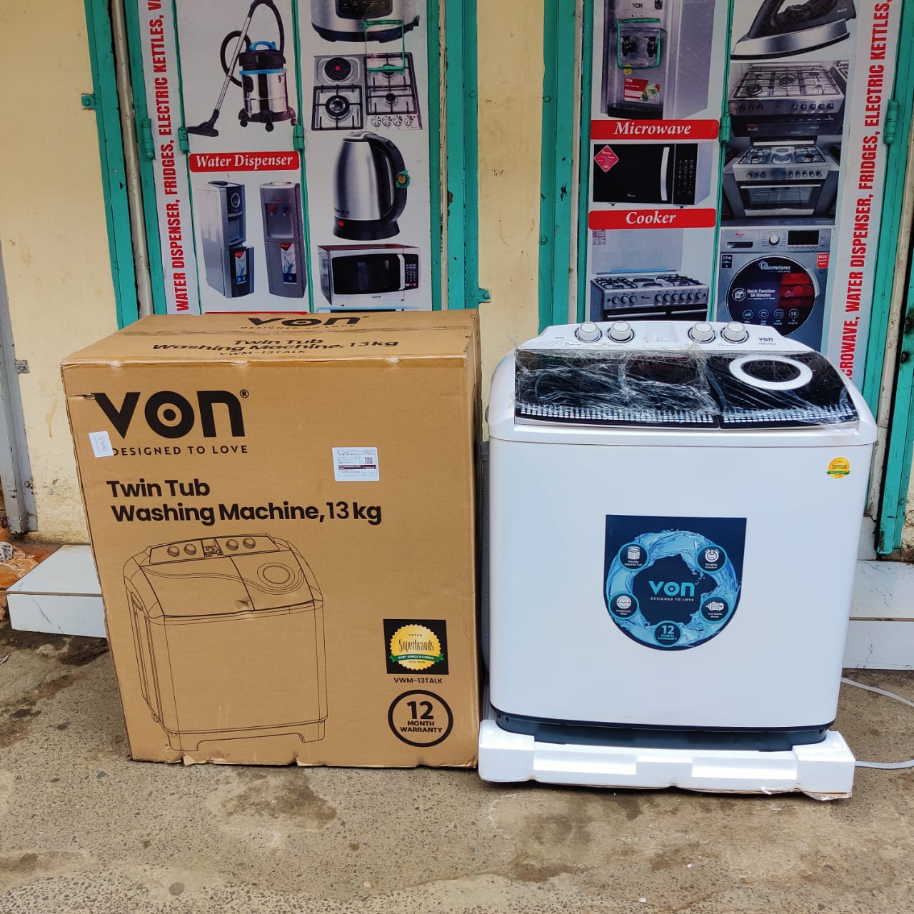 REDILY AVAILLABLE🔥VON 13Kg Washing Machine, Twin Tub🕸️Separate tubs for washing and spinning

Allows simultaneous washing and drying, saving time

Powerful Motor

Efficient washing performance

Remo