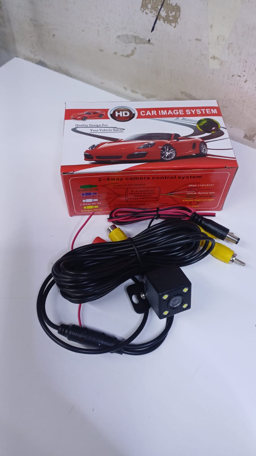 READILY AVAILLABLE🦋Universal HD Reverse Camera for Vans and Trucks with 8 Infrared Night Vision LEDs and Waterproof Build☀️ensuring you have a reliable view behind your van, truck, or car in all ligh