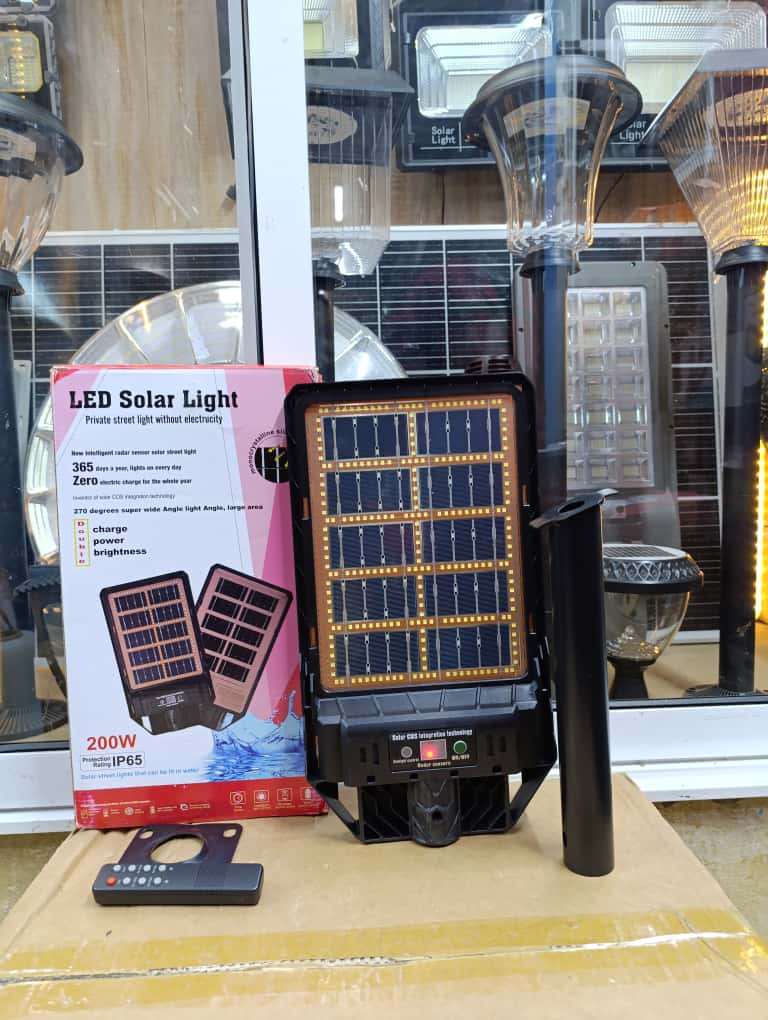 🎇200W Bifacial Solar Street Light Efficient, Durable & Eco Friendly🎇Designed for energy efficiency, durability, and reliable outdoor lighting, they are perfect for both residential and commercial ap