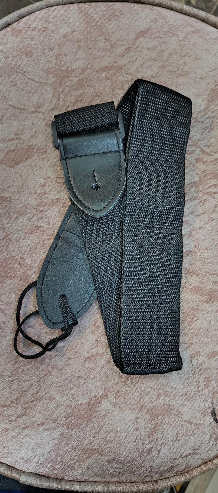 Guitar Bag + Strap (Unpadded for acoustic and semi-acoustic guitars)