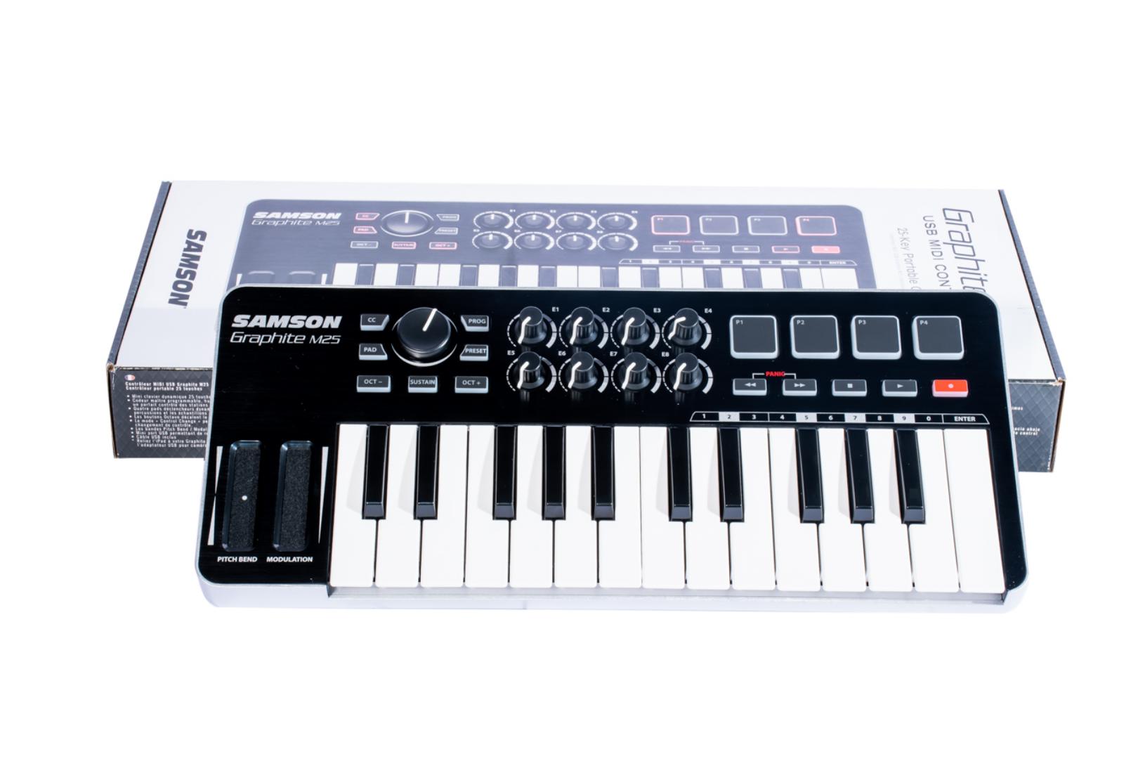 Samson Graphite M-25 MIDI Controller