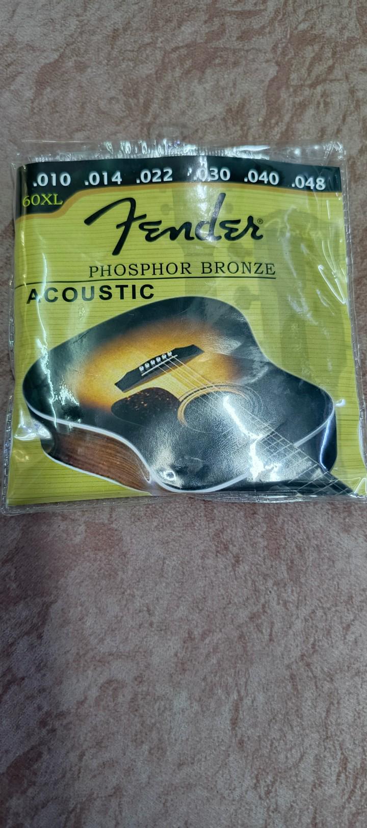 Fender Acoustic guitar strings: set of 6 fits all guitar sizes including acoustic and semi-acoustic guitars