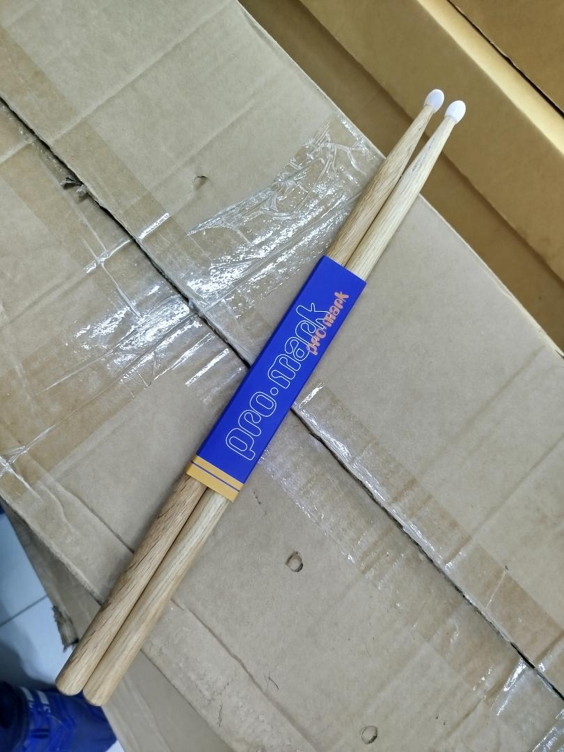 Professional Pro-Mark 7A Drum sticks with Tip
