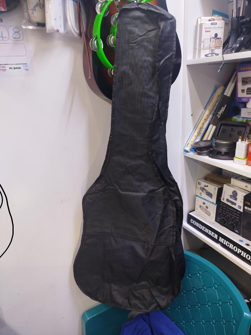 Acoustic Guitar 38" + Guitar bag and Shoulder strap