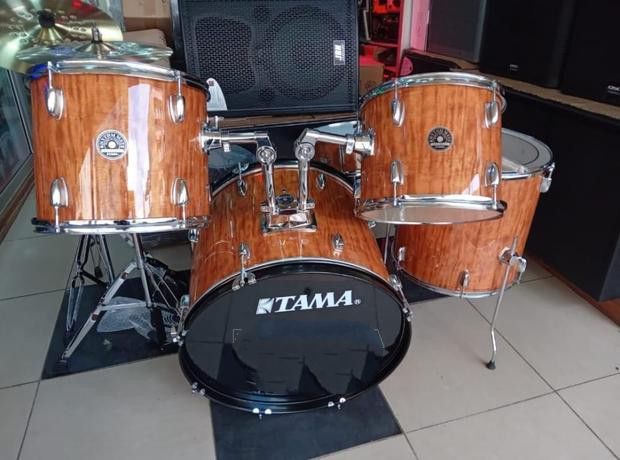 Original Classic 5 Piece TAMA Full Drum Set