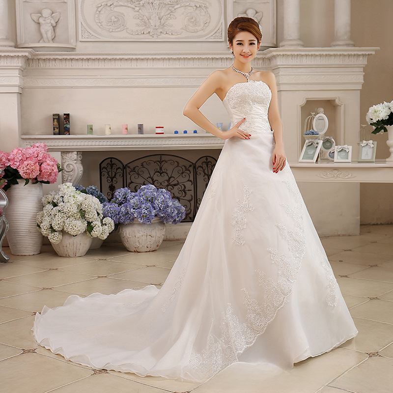 Long-sleeved wedding dress 2025 bride floor-length style new trailing tutu skirt one-shoulder Korean retro princess