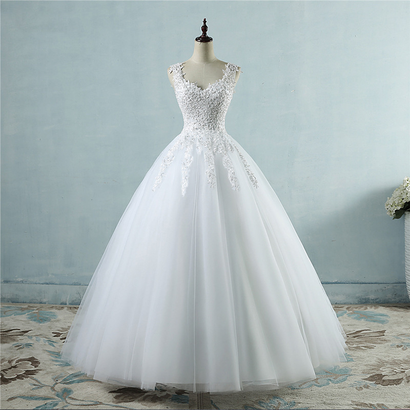 Exquisite white sleeveless wedding dress, temperament and sexy backless floor-length princess tulle dress 2025 new style