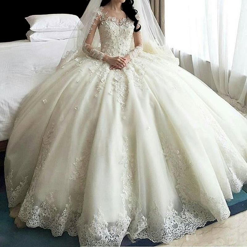 European and American high waist V-neck wedding dress 2025 new large size white outer puffy yarn large tail wedding dress
