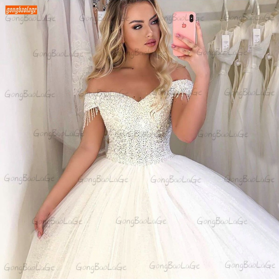 European and American high waist V-neck wedding dress 2025 new large size white outer puffy yarn large tail wedding dress