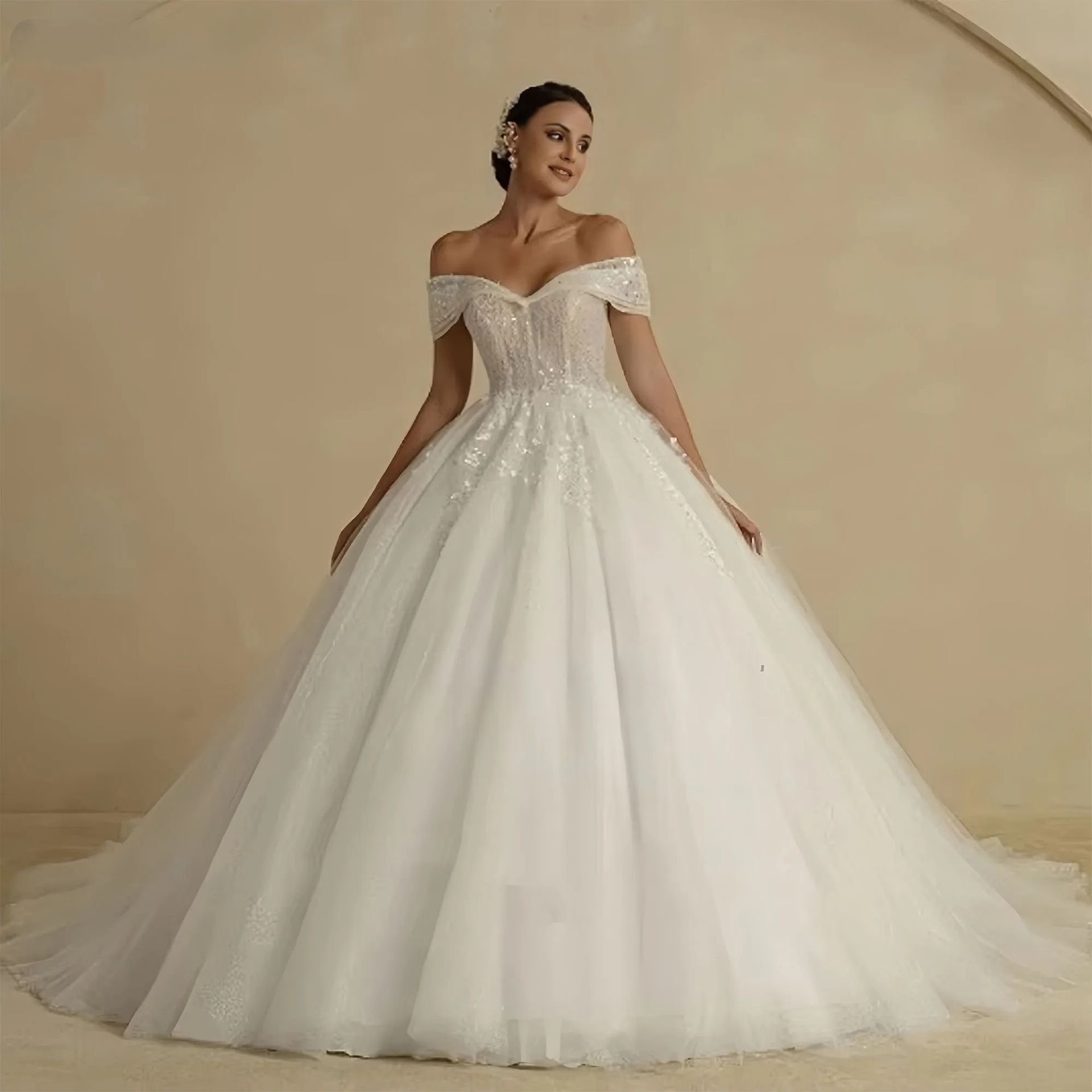 European and American wedding dress 2025 summer trailing strap lace one shoulder simple main wedding dress manufacturer