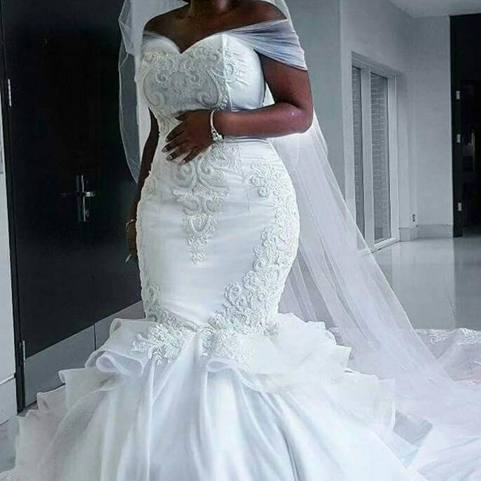 2025 New Summer Mesh Fishtail Light Wedding Dress Slim Lace Bridal Travel Photography Forest Light Wedding Dress Fashionable Trailing