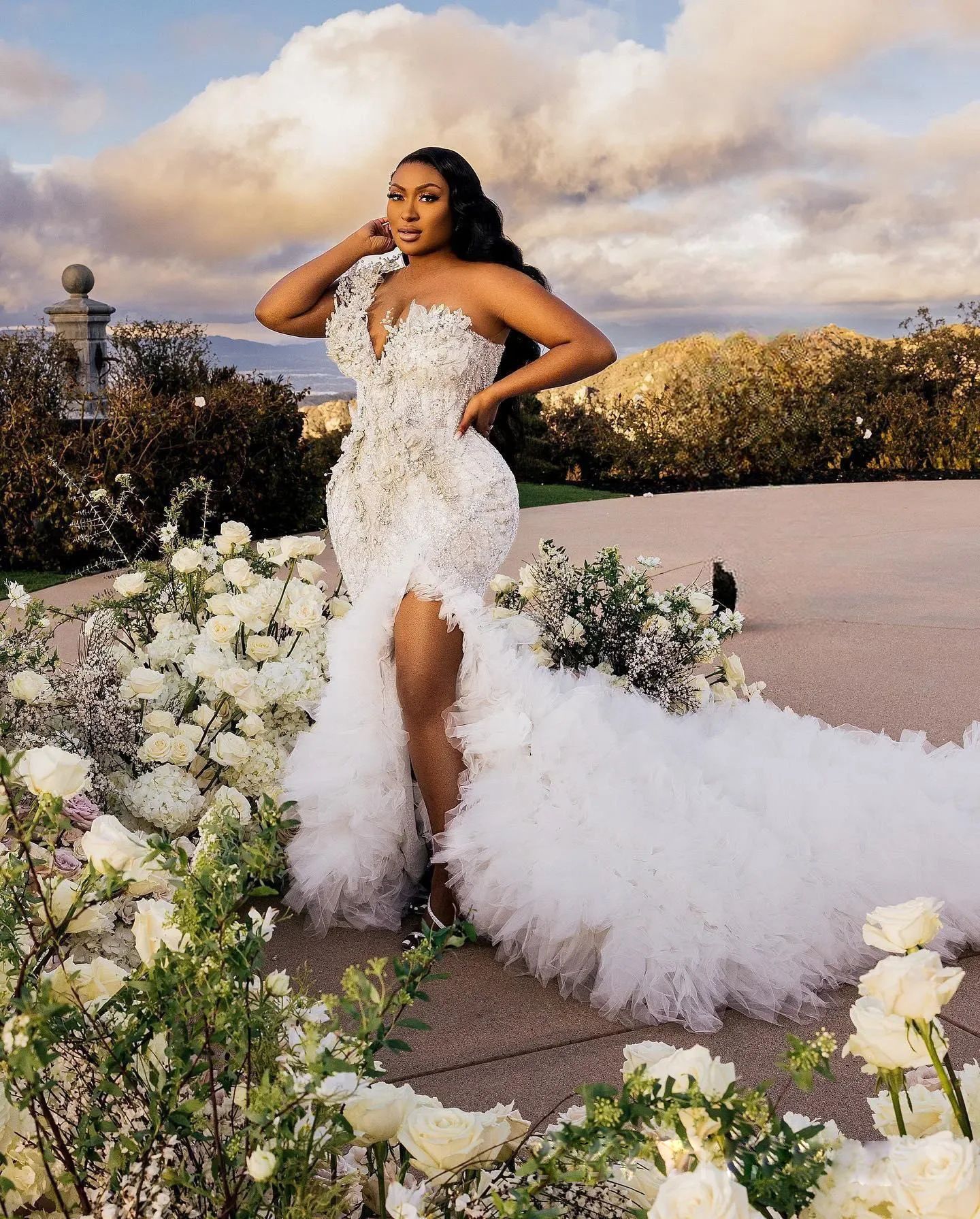 New tube top one shoulder wedding dress slim fit fishtail slim wedding dress small tail dress