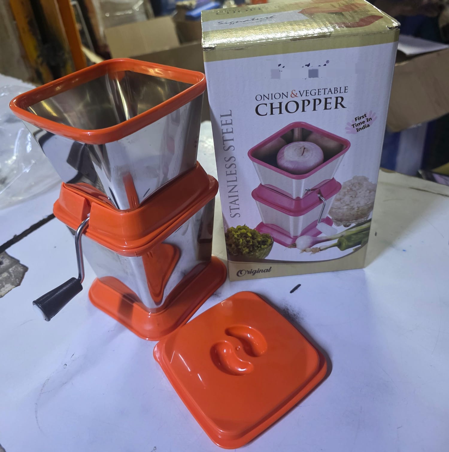 Stainless Steel Manual Onion & Vegetable Chopper – Heavy-Duty Hand Crank Cutter with Sharp Blades & Anti-Slip Base – Fast Slicer for Garlic, Carrots, Cabbage & More – Kitchen Must-Have