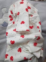 11 Pieces Unisex Newborn Baby Receiving Set – Clothes & Accessories Gift Pack