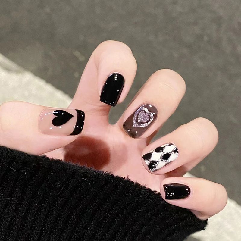 Ms.Miemie 24pcs Fake Nails Reusable Stick On Nails Press on Full Cover False Nail Tips with Jelly Stickers Makeup Accessorise view 4