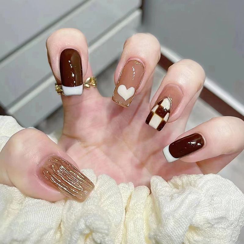 Ms.Miemie 24pcs Fake Nails Reusable Stick On Nails Press on Full Cover False Nail Tips with Jelly Stickers Makeup Accessorise view 4