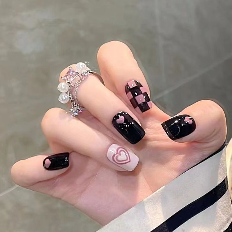 Ms.Miemie 24pcs Fake Nails Reusable Stick On Nails Press on Full Cover False Nail Tips with Jelly Stickers Makeup Accessorise view 5