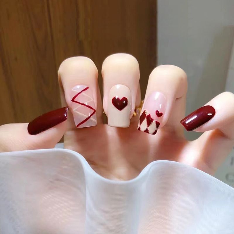 Ms.Miemie 24pcs Fake Nails Reusable Stick On Nails Press on Full Cover False Nail Tips with Jelly Stickers Makeup Accessorise view 4