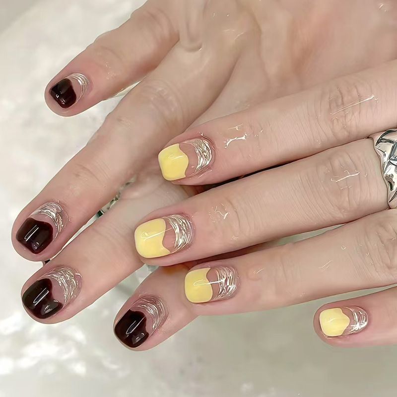 Ms.Miemie 24pcs Fake Nails Reusable Stick On Nails Press on Full Cover False Nail Tips with Jelly Stickers Makeup Accessorise view 2