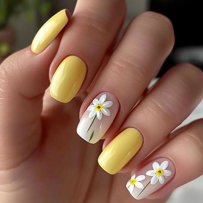 Ms.Miemie 24pcs Fake Nails Reusable Stick On Nails Press on Full Cover False Nail Tips with Jelly Stickers Makeup Accessorise