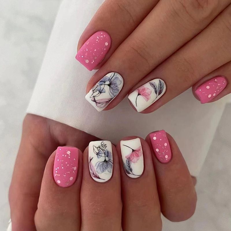 Ms.Miemie 24pcs Fake Nails Reusable Stick On Nails Press on Full Cover False Nail Tips with Jelly Stickers Makeup Accessorise view 5
