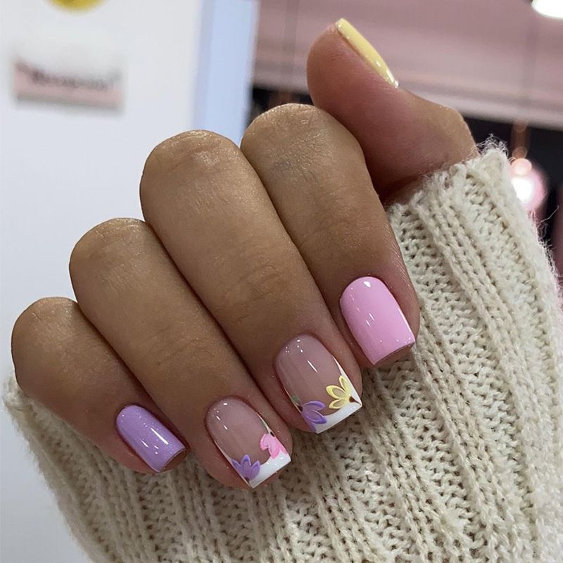 Ms.Miemie 24pcs Fake Nails Reusable Stick On Nails Press on Full Cover False Nail Tips with Jelly Stickers Makeup Accessorise view 5