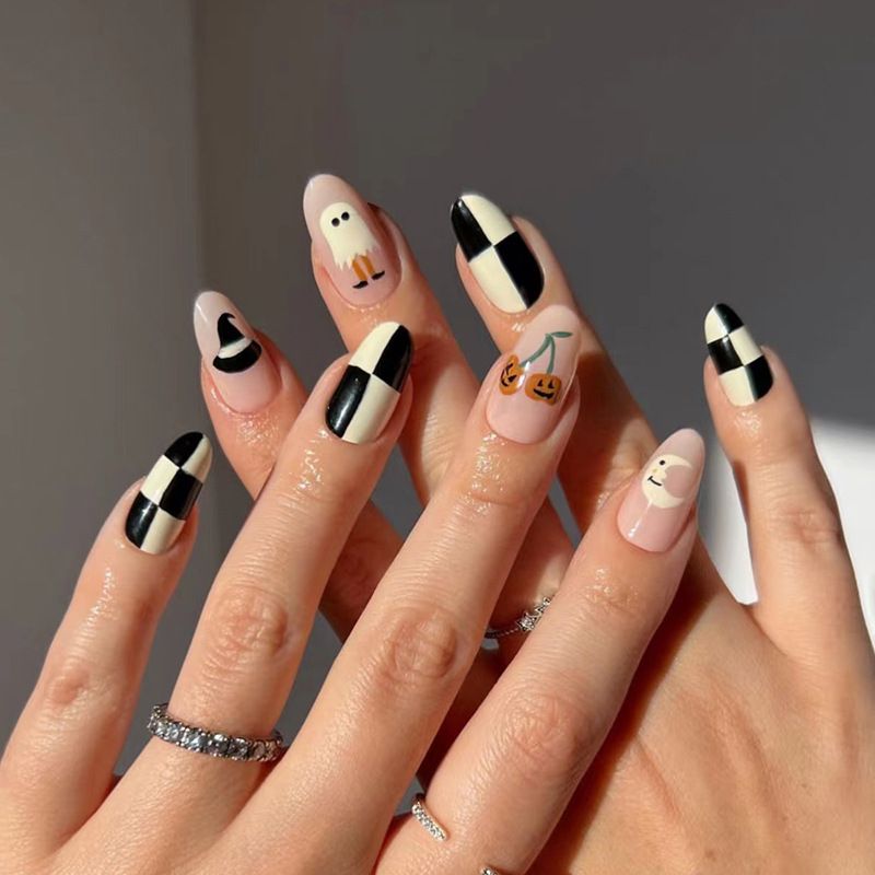 Ms.Miemie 24pcs Fake Nails Reusable Stick On Nails Press on Full Cover False Nail Tips with Jelly Stickers Makeup Accessorise