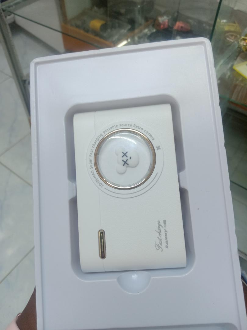 NEW FLASH SALES!! 10000mAh KAMRY POWER BANK Super fast charging portable source retro camera with Smart Quick Long Lasting Capacity