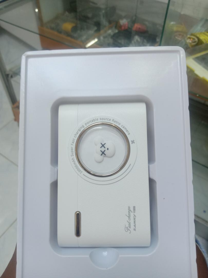 NEW FLASH SALES!! 10000mAh KAMRY POWER BANK Super fast charging portable source retro camera with Smart Quick Long Lasting Capacity