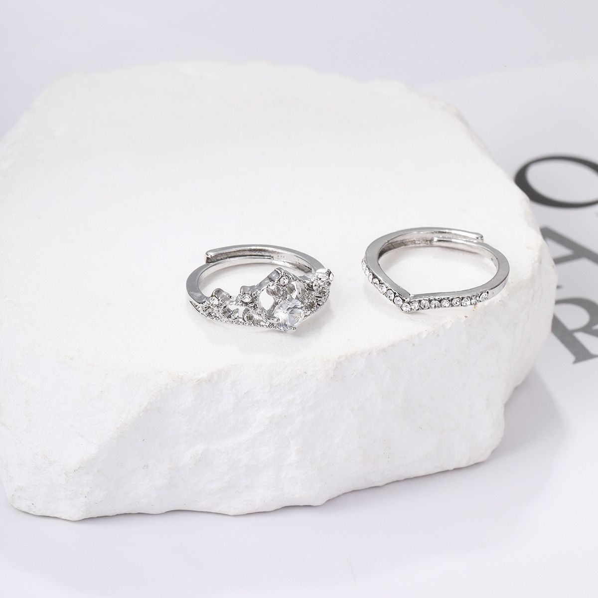 Ladies' jewelry Crown Princess Diamond Ring Wedding Pair Ring Open Ring Set 2-piece Ins Style Simple Finger Ring