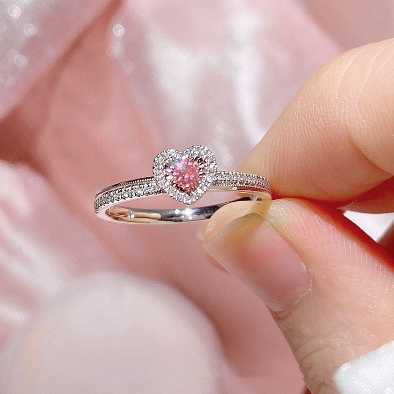 Ladies' jewelry  Hot selling love pink diamond ring that does not fade, niche Instagram style female jewelry
