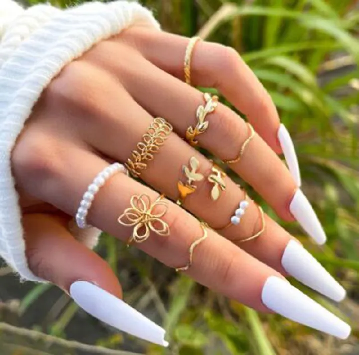Ladies' jewelry  Bohemian Retro Ring Jewelry Hollow Flower Set Pearl Ring 10 Piece Set