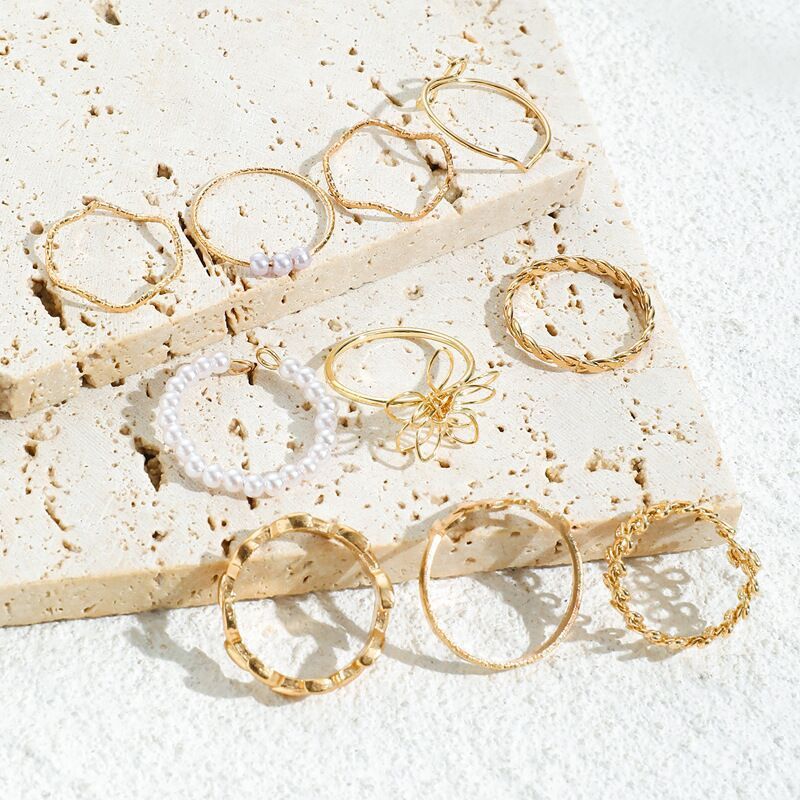 Ladies' jewelry  Bohemian Retro Ring Jewelry Hollow Flower Set Pearl Ring 10 Piece Set