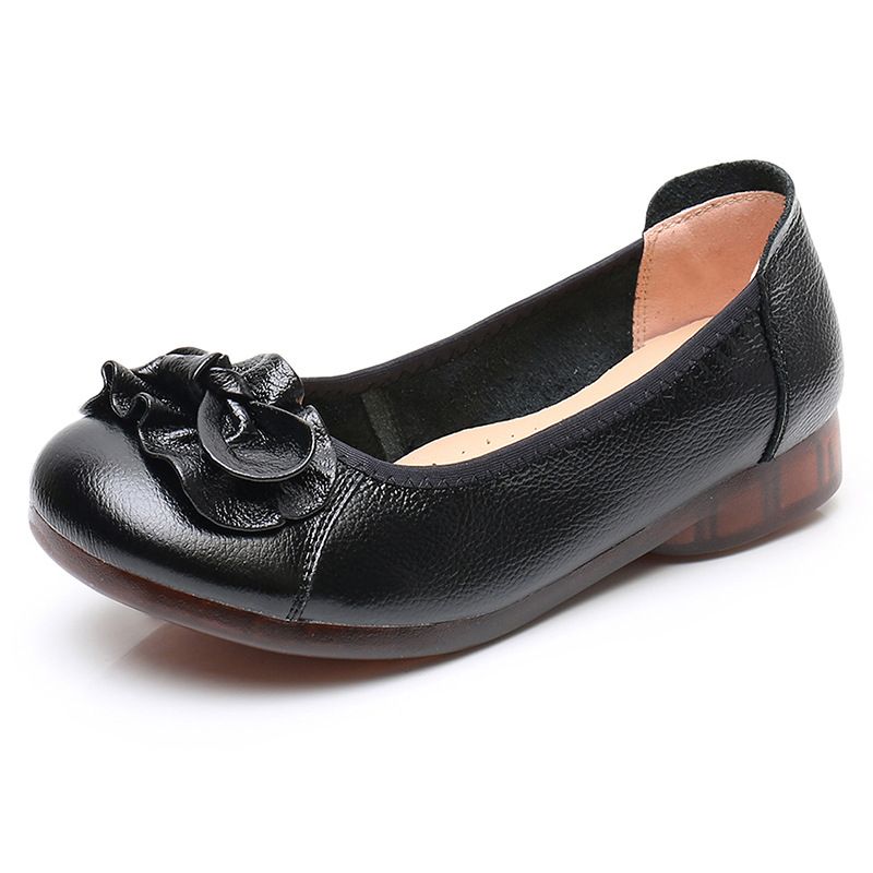 New Fashionable Round Head Leather Women's Flat Bottom Versatile Bean Single Shoes Flower Comfortable Soft Bottom Dancing Mom Shoes