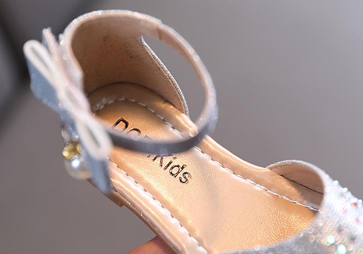 Children's leather shoes, girls' single shoes, pearl rhinestones, small and medium-sized children's princess shoes, children's sandals