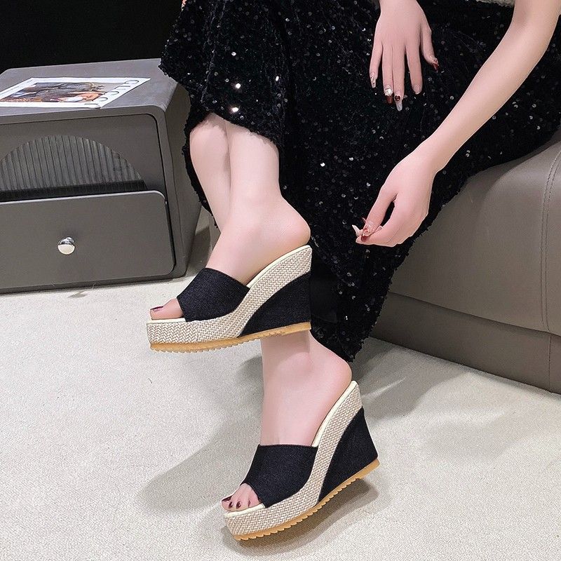 New Thick Bottom One Line Fish Mouth Sandals Denim European and American Lightweight Sponge Cake Bottom Slippers