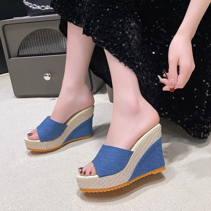 New Thick Bottom One Line Fish Mouth Sandals Denim European and American Lightweight Sponge Cake Bottom Slippers