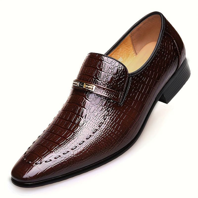 Imitation crocodile pattern square toe shallow mouth fashionable men's leather shoes, plus size embossed leather shoes, business leather shoes, single shoes