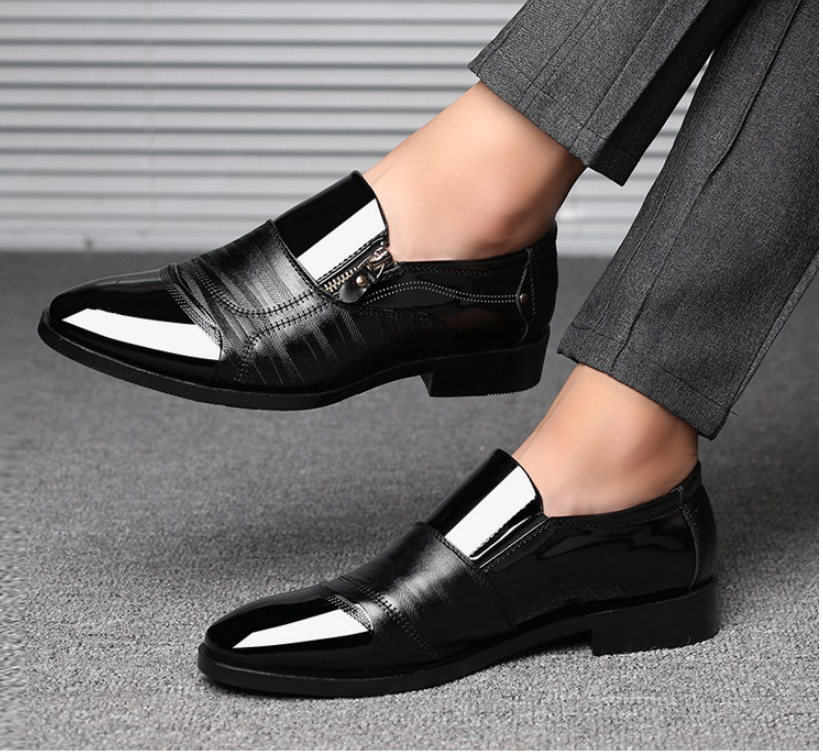 New plus size men's spring and autumn business formal leather shoes, pointed men's shoes, one foot casual lazy shoes, casual shoes