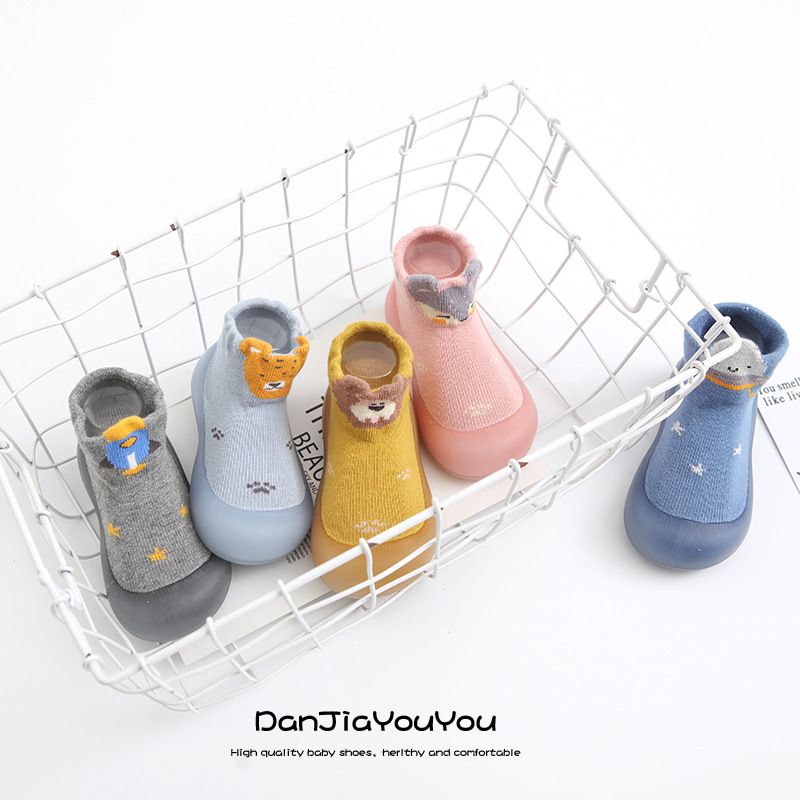 Spring new cute children's shoes, baby anti slip socks, cartoon baby walking shoes, soft soled floor socks