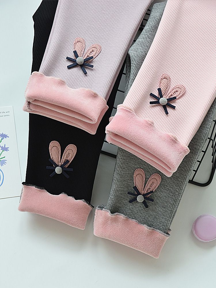 Girls' bottom pants made of fleece for autumn and winter, baby with added fleece, pure cotton pants for small and medium-sized children to wear, stylish pants with one-piece fleece