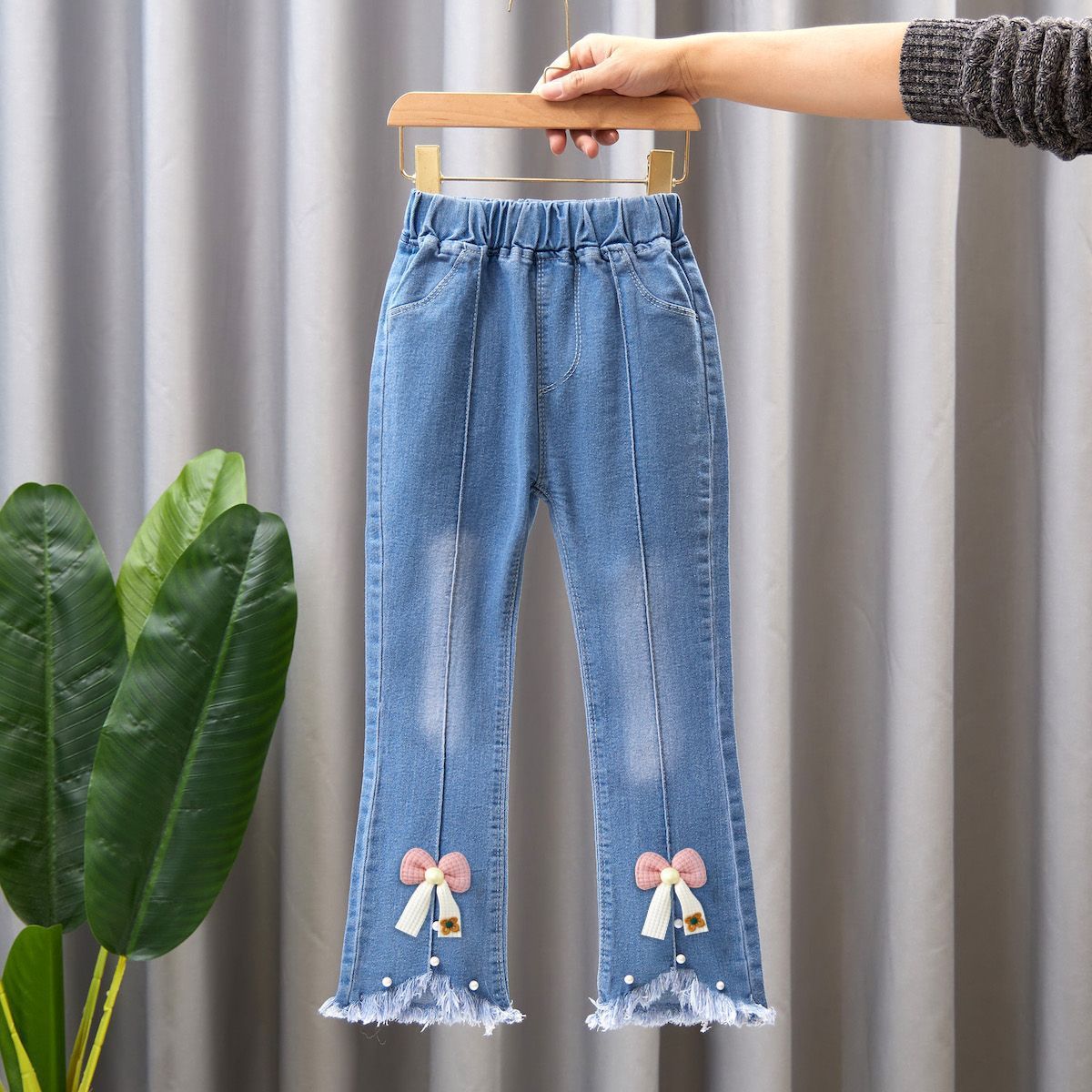 Children's clothing, spring and autumn styles, girls' jeans, medium and large children's wide leg pants, baby casual girls' flared long pants