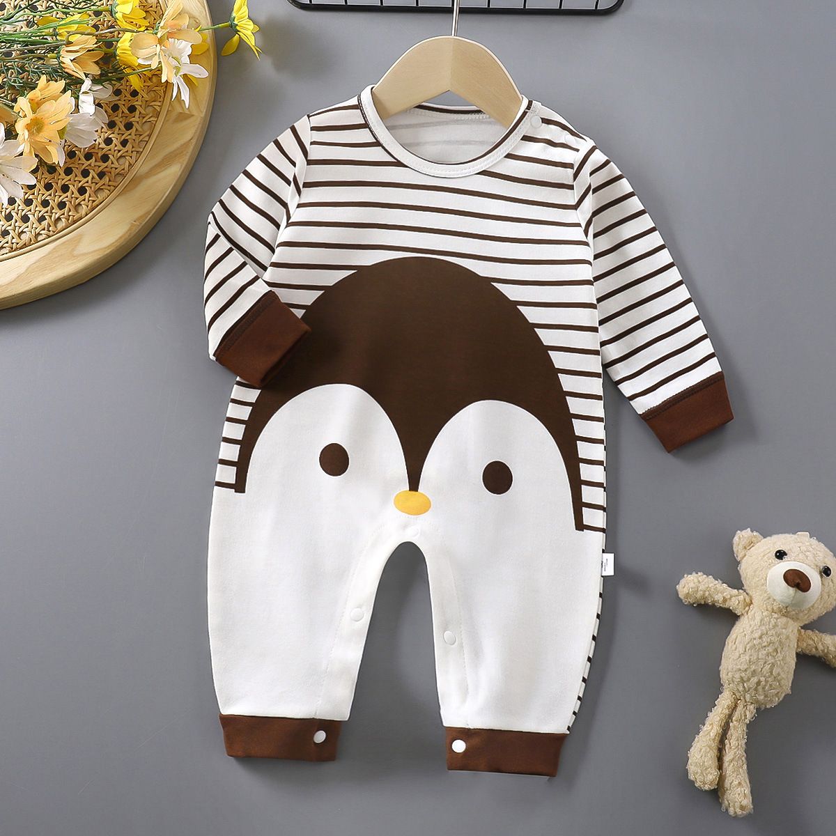 Baby jumpsuit spring and autumn new style Ha Yi long sleeved pure cotton crawling clothes baby clothing baby clothes