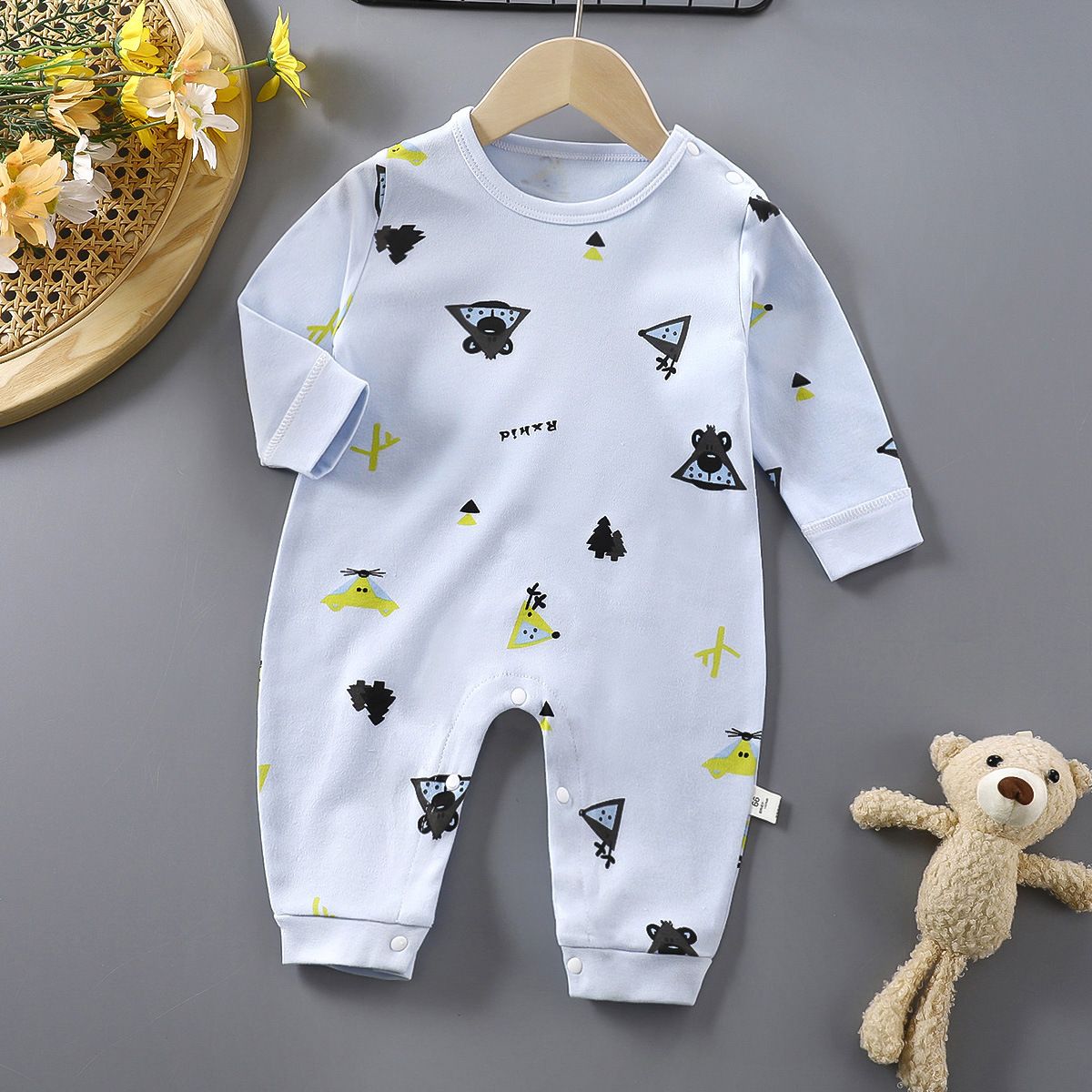 Baby jumpsuit spring and autumn new style Ha Yi long sleeved pure cotton crawling clothes baby clothing baby clothes