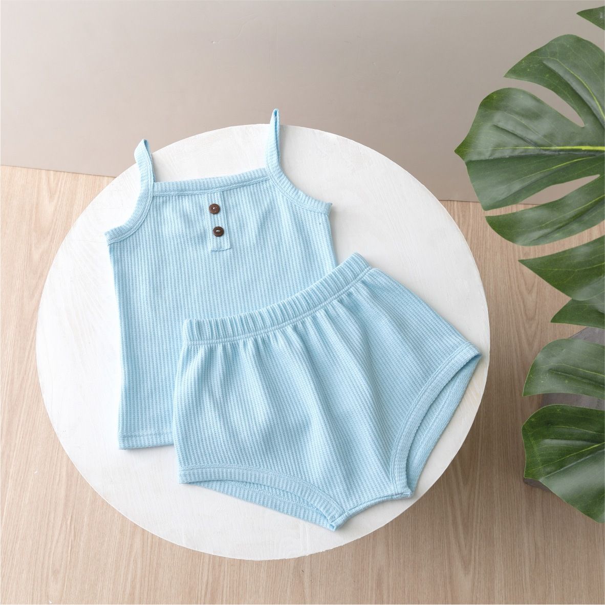 Children's summer new baby camisole vest set, girls' Korean children's clothing, baby triangle shorts