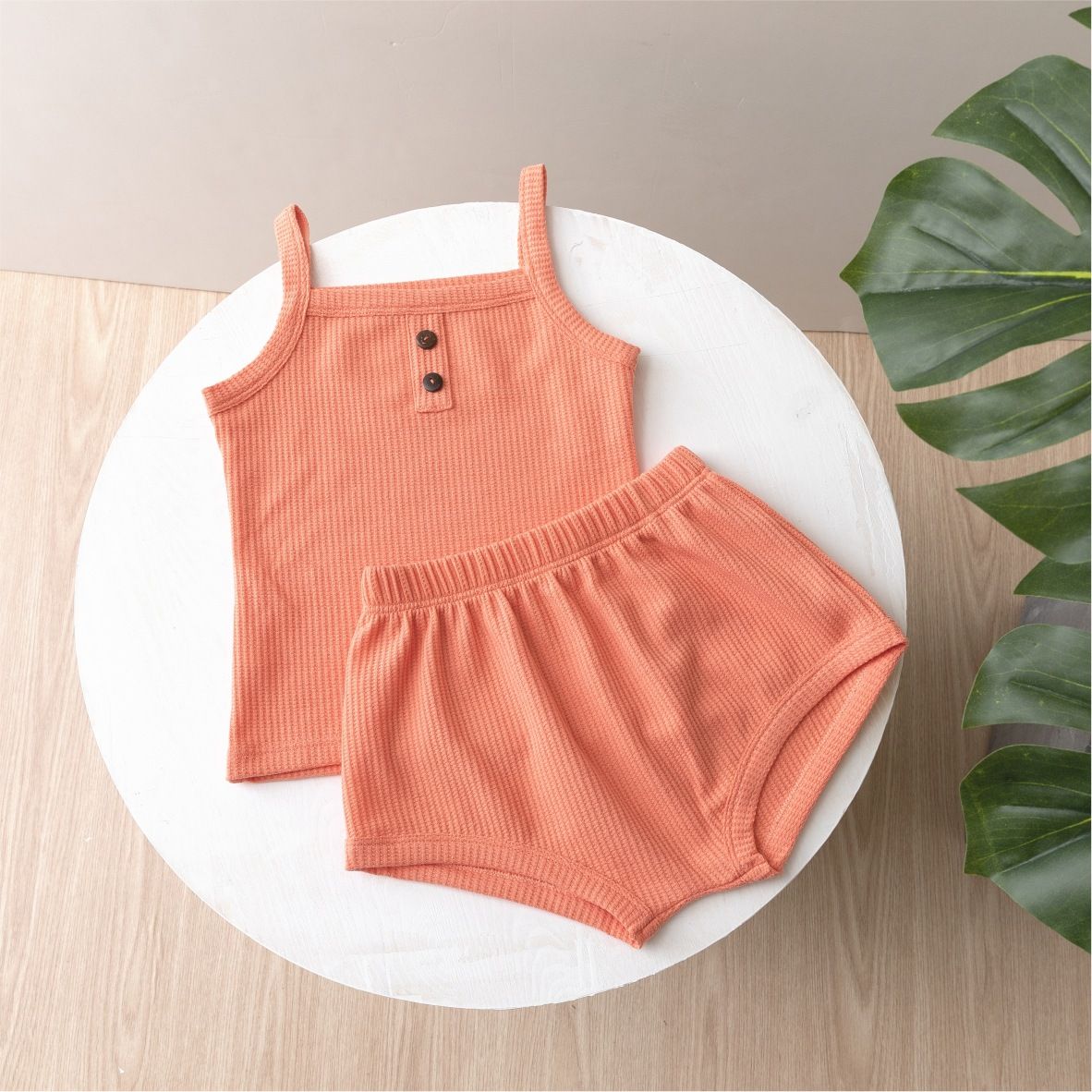 Children's summer new baby camisole vest set, girls' Korean children's clothing, baby triangle shorts