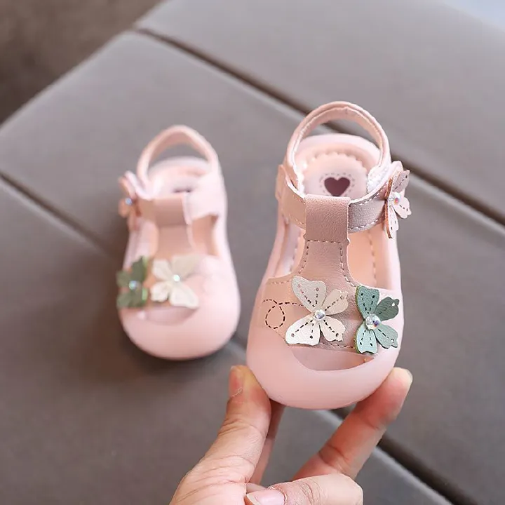 Girls' baby shoes 0-3 years old princess shoes, soft soled anti slip baby sandals, toddlers' walking shoes